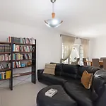 Gale Villa *